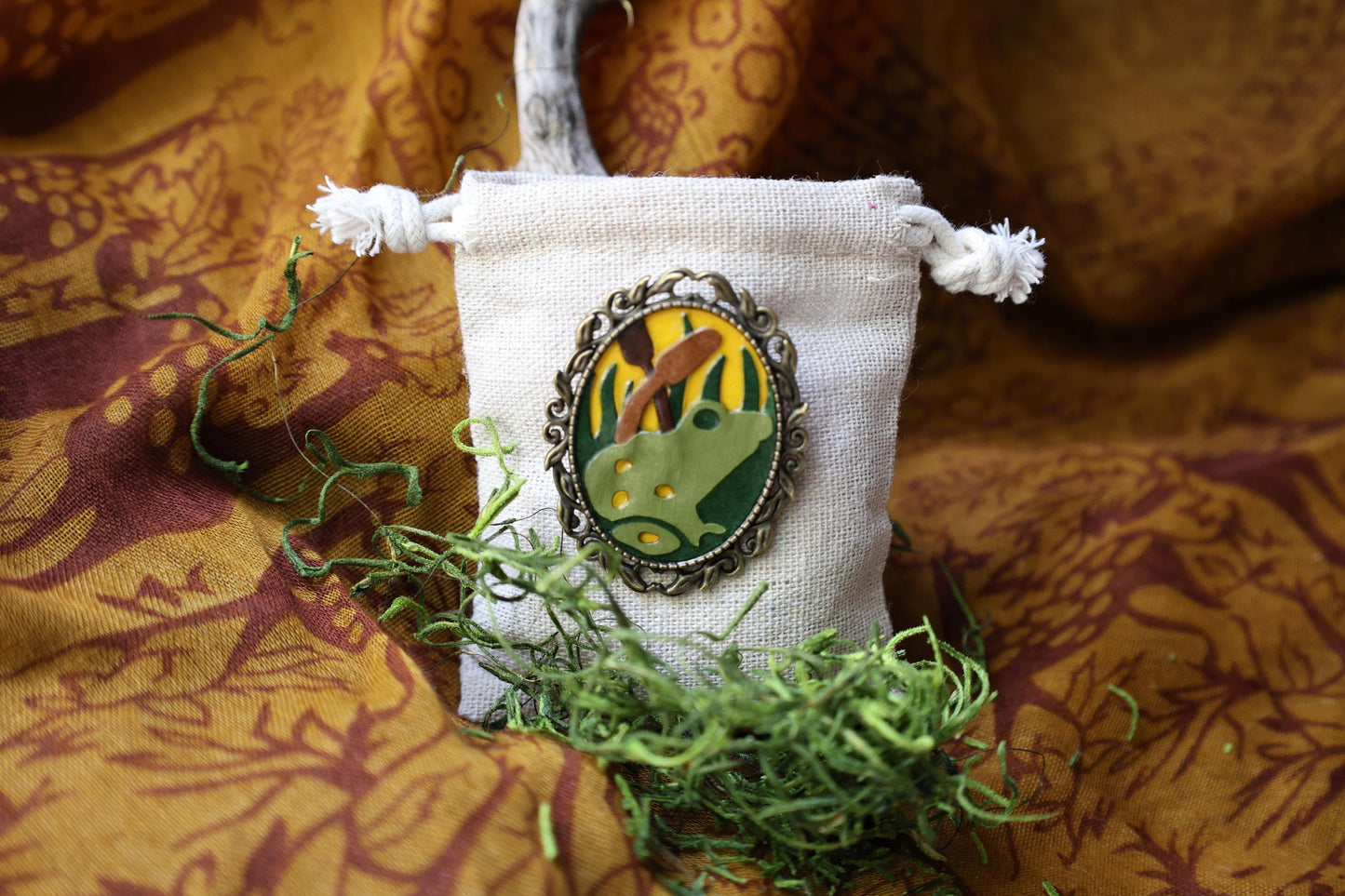 Large Frog Brooch | Pin | Cottage Core Accessory